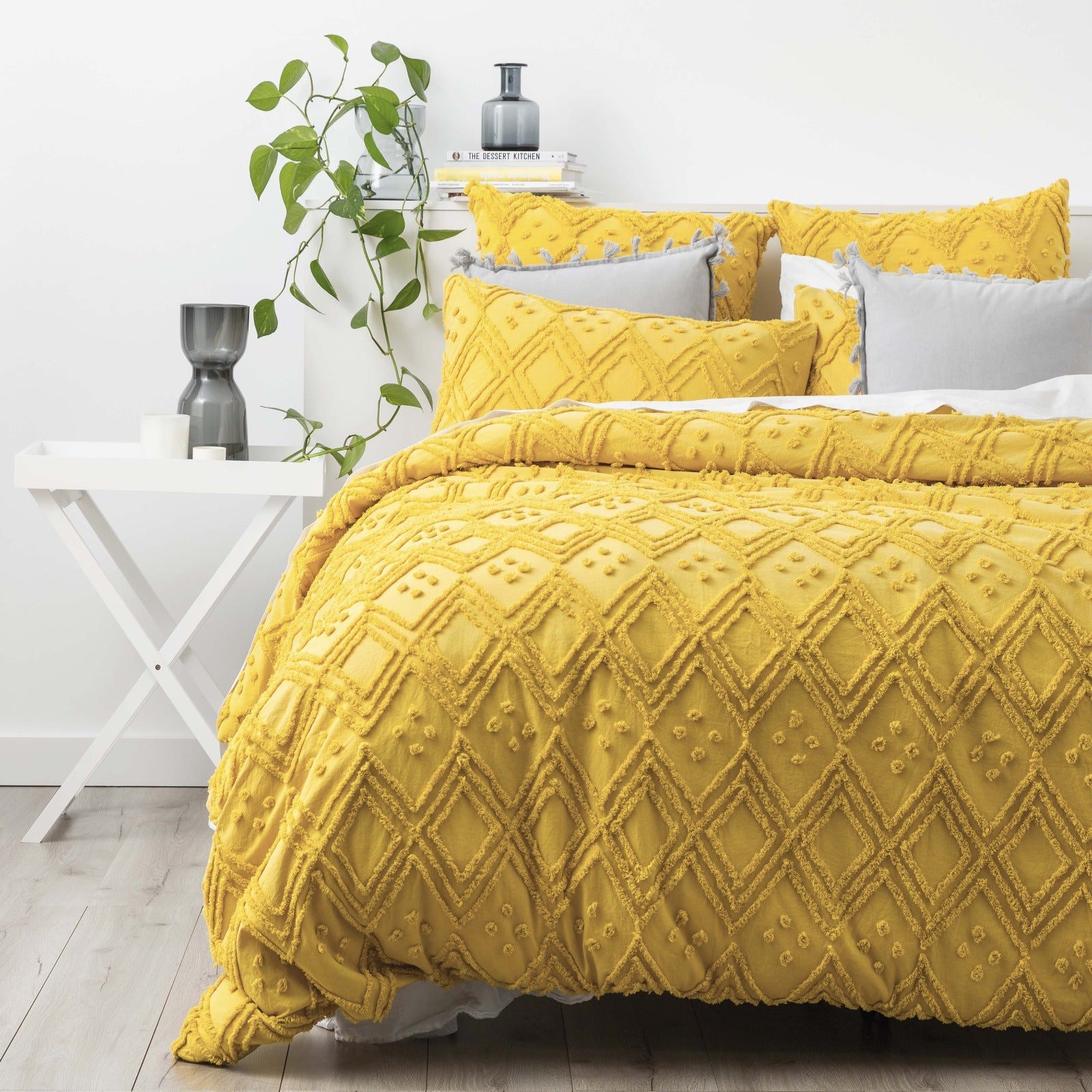 Medallion Cotton Vintage Washed Tufted Misted Quilt Cover Set by Park Avenue King