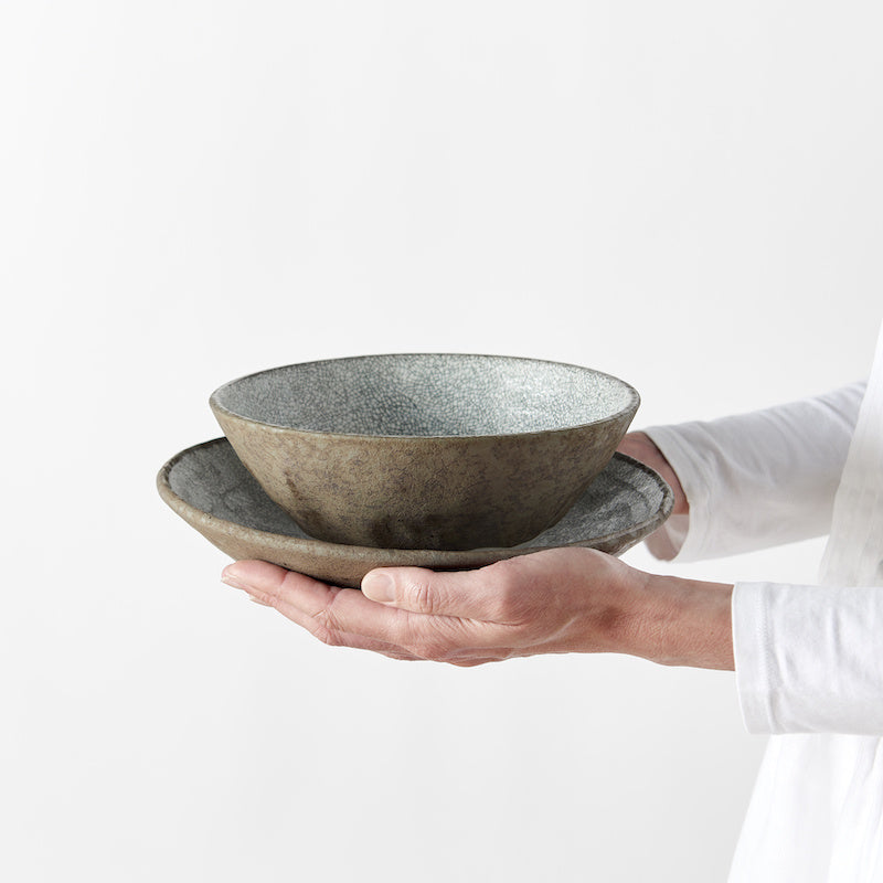 Plate High Rim 22cm Crazed Grey Glaze