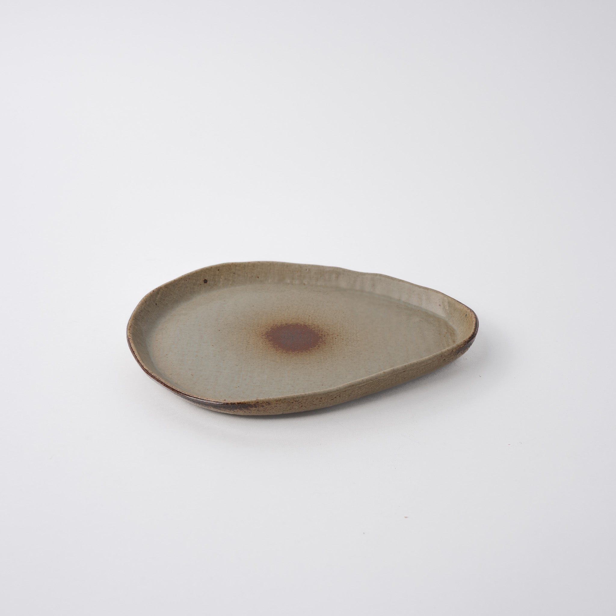 Saucer Arc Cashew Glaze