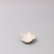 Sauce Dish Maple Leaf 6cm Ivory Fleck