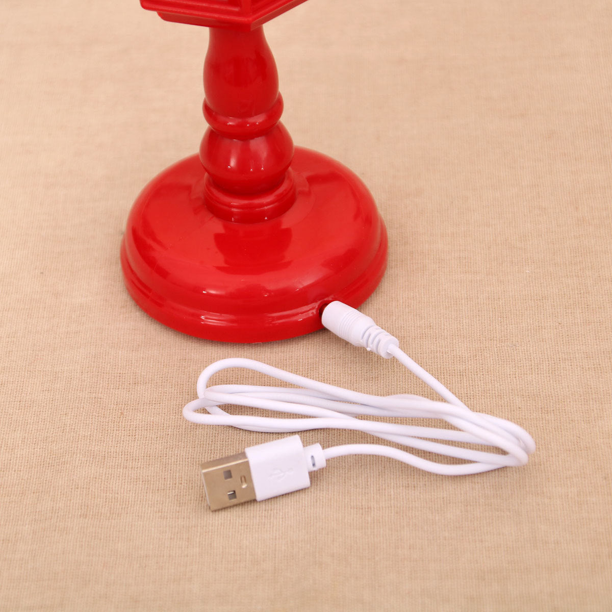 Festive LED Christmas Snow Globe Lantern - Glittering Tabletop Decoration with Santa/Snowman Scene, Dual Power(red)